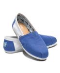 Up to 54% off TOMS shoes for the family, from $19 at Zulily