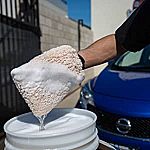 Chemical Guys Extra Thick Multi-Fiber Microfiber Wash Mitt $7