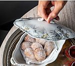 Free dessert box ($75 value) for Samsung Galaxy Z owners