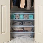 Mainstays 28-Qt Under Bed Plastic Storage Box, Set of 4 $21.44